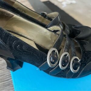 Fluevog Baroque family 7.5 $100 obo. No fluevog box but comes with dust bag